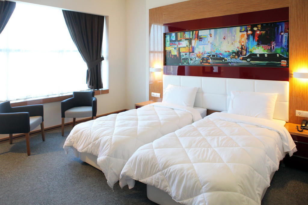 Ege Sevilen Hotel Turgutlu Habitación foto